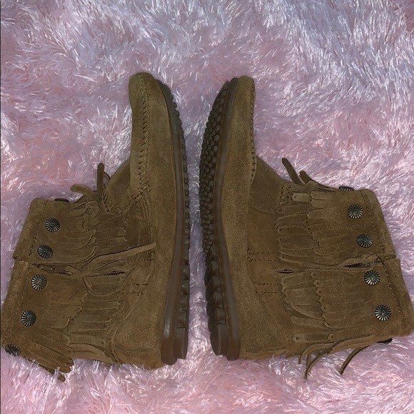 Minnetonka Brown Suede Festival Fringe Booties 7 - Picture 5 of 8